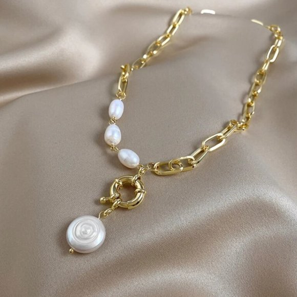 INS Style Premium Baroque Pearl Pendant Necklace - Picture 4 of 9